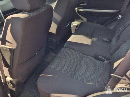 Suzuki, Grand Vitara, 2000, 140, бензин, внедорожник, механика, полный привод, среднее состояние, левый, белый, 1 400 000 ₽